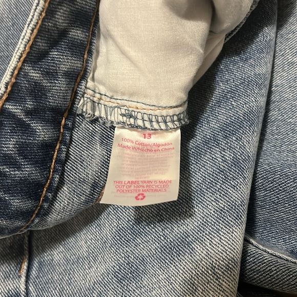 Women’s, No Boundaries size 13. Super highrise straight leg light blue jeans. - Picture 6 of 7
